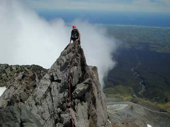 Climbers on the Girdlestone-Tahurangi traverse