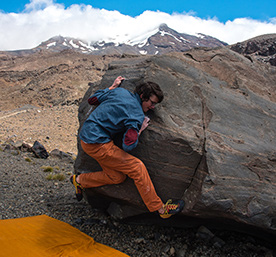Eric Duggan abseiling &ldquo;The Jog Along Route&rdquo; (Grade 19), Master Angus Wall